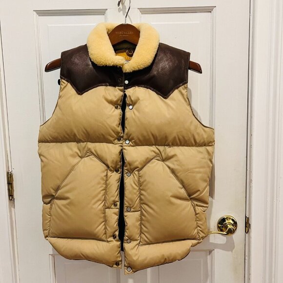 Rocky Mountain Featherbed Vest 38 / Medium Rare With Dark Horse Hide Yoke - Picture 16 of 16